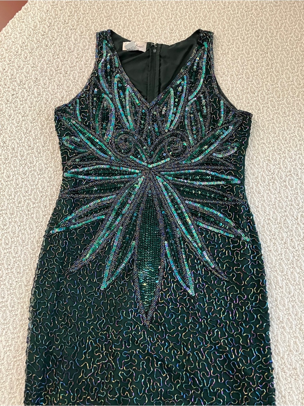 Embellished V-Neck Green Sequin Cocktail Dress